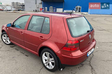 Хетчбек Volkswagen Golf 2000 в Києві