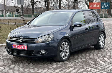 Хэтчбек Volkswagen Golf 2008 в Староконстантинове