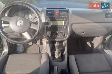 Хэтчбек Volkswagen Golf 2004 в Славуте