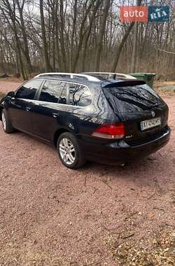 Универсал Volkswagen Golf 2012 в 