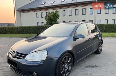 Хетчбек Volkswagen Golf 2007 в Луцьку