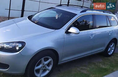 Универсал Volkswagen Golf 2010 в Луцке