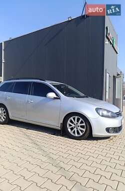 Універсал Volkswagen Golf 2011 в 