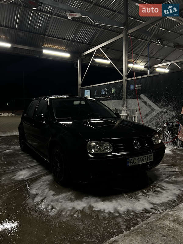 Volkswagen Golf 2000