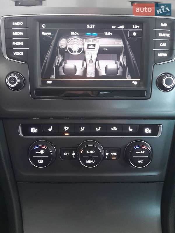 Універсал Volkswagen Golf 2015 в Львові