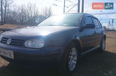 Хетчбек Volkswagen Golf 2002 в Одесі