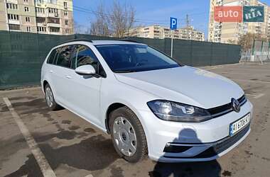 Універсал Volkswagen Golf 2017 в 