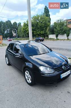 Хэтчбек Volkswagen Golf 2005 в Харькове