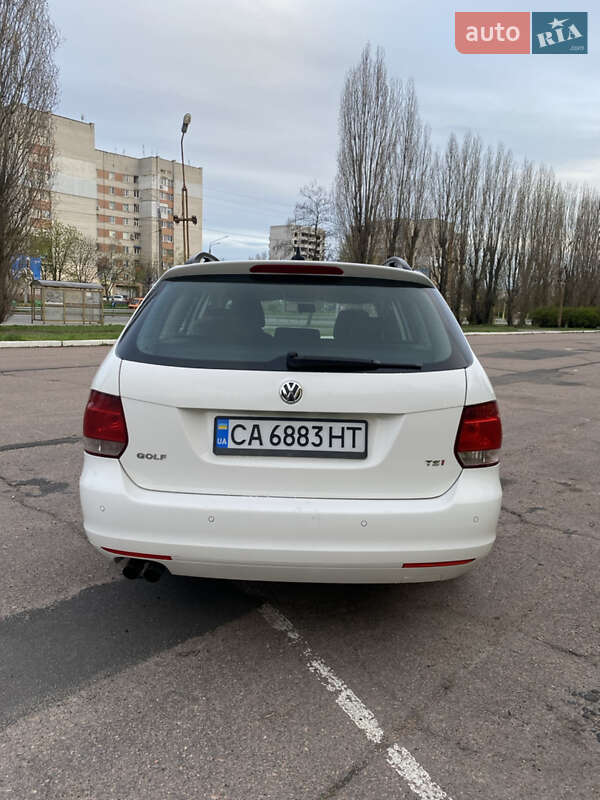 Універсал Volkswagen Golf 2009 в Черкасах