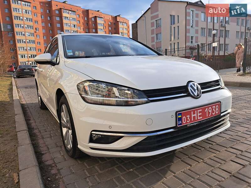 Универсал Volkswagen Golf 2019 в Луцке фото 16 Универсал Volkswagen Golf 2019 в Луцке