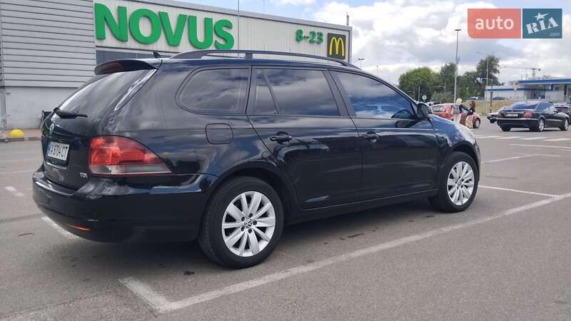 Универсал Volkswagen Golf 2011 в Киеве