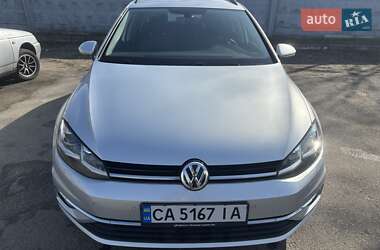 Универсал Volkswagen Golf 2017 в Буче