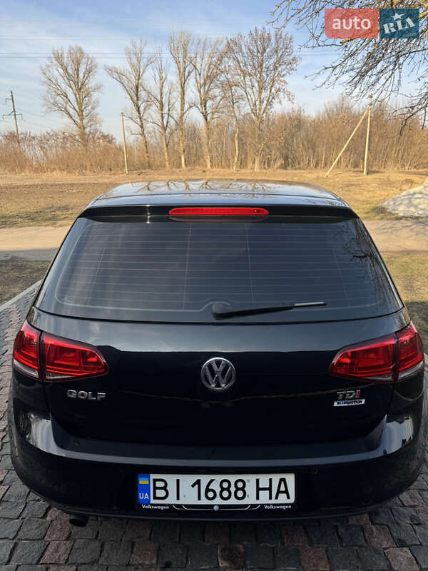 Хэтчбек Volkswagen Golf 2015 в Киеве фото 19 Хэтчбек Volkswagen Golf 2015 в Киеве