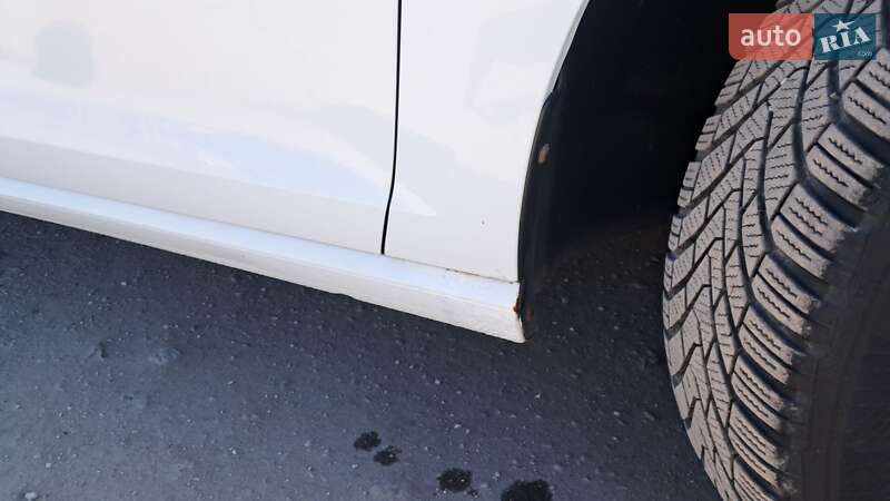 Хетчбек Volkswagen Golf 2013 в Тернополі