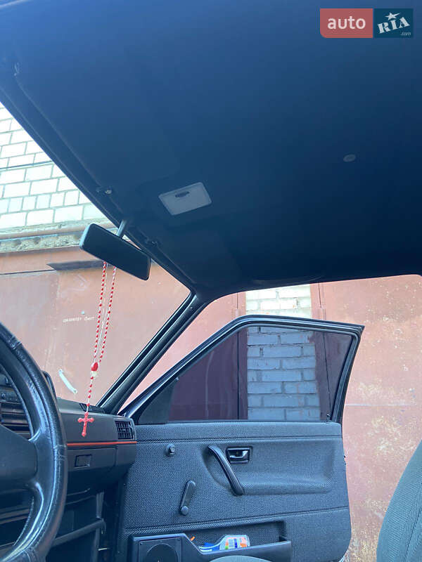 Хэтчбек Volkswagen Golf 1991 в Львове