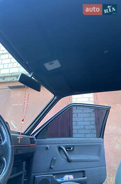 Хетчбек Volkswagen Golf 1991 в 