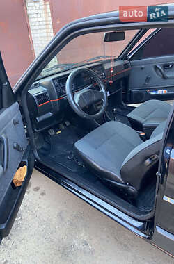 Хетчбек Volkswagen Golf 1991 в 