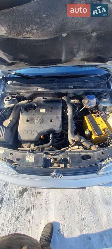 Универсал Volkswagen Golf 1998 в Сарнах