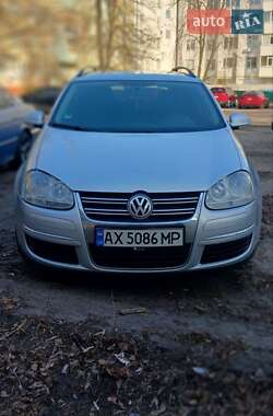 Універсал Volkswagen Golf 2009 в Чернігові