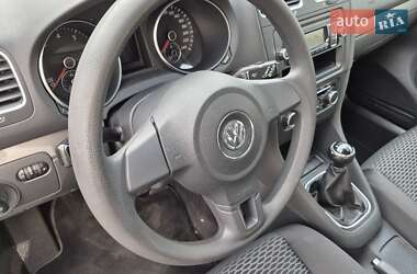 Хетчбек Volkswagen Golf 2008 в Вінниці