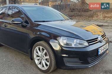 Хетчбек Volkswagen Golf 2016 в Умані