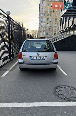 Універсал Volkswagen Golf 2002 в 