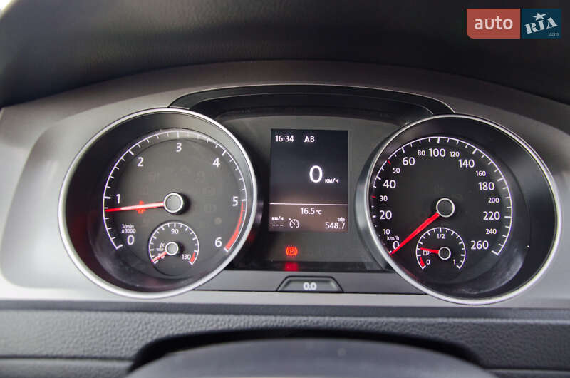 Універсал Volkswagen Golf 2015 в Сарнах