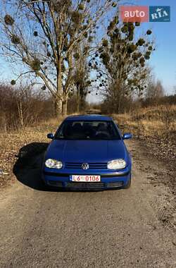 Хэтчбек Volkswagen Golf 1998 в Ковеле