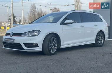 Универсал Volkswagen Golf 2016 в Днепре