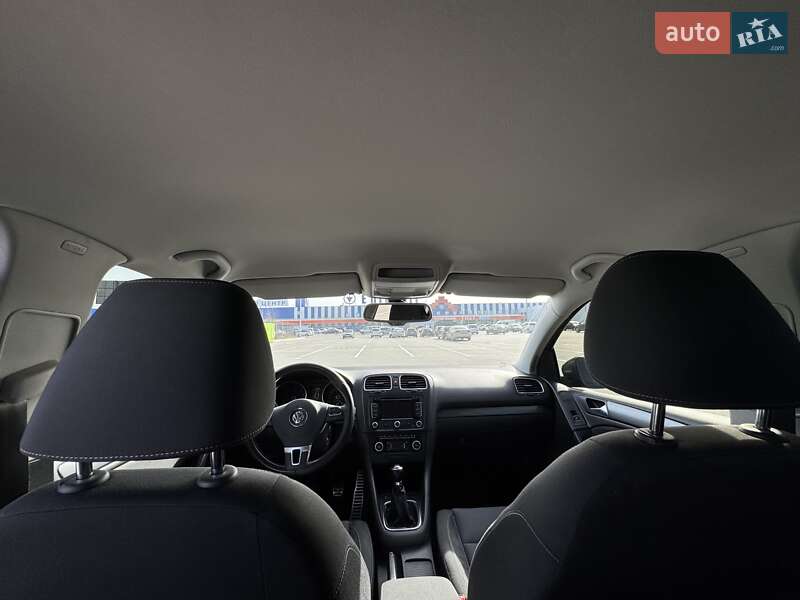 Хетчбек Volkswagen Golf 2012 в Вінниці