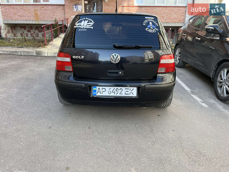 Хэтчбек Volkswagen Golf 2003 в Тернополе