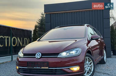 Універсал Volkswagen Golf 2019 в 