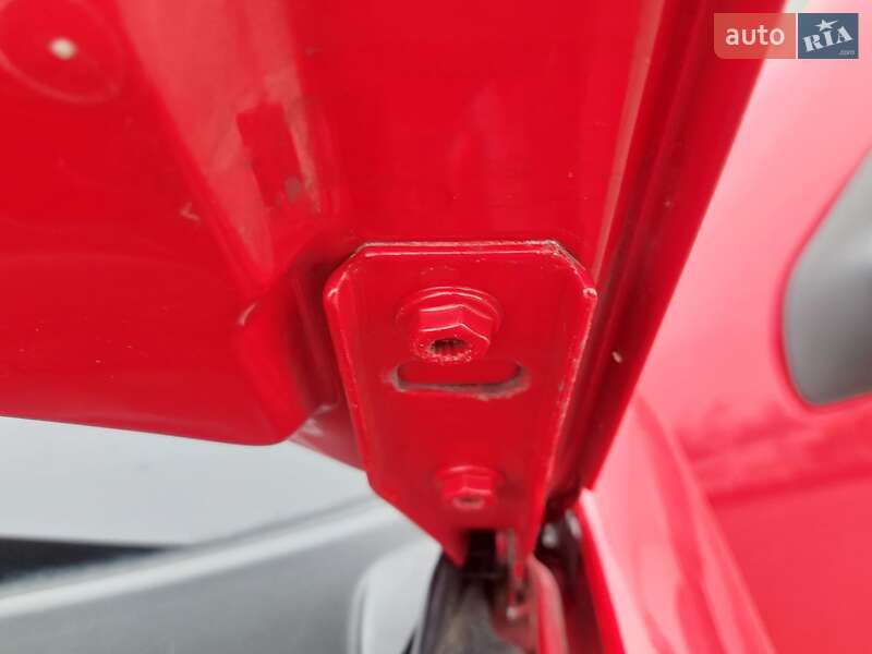 Хетчбек Volkswagen Golf 2003 в Одесі