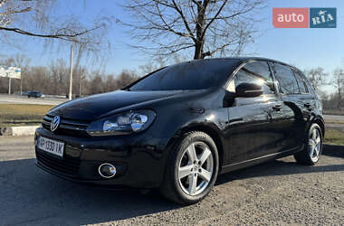 Хэтчбек Volkswagen Golf 2009 в Запорожье