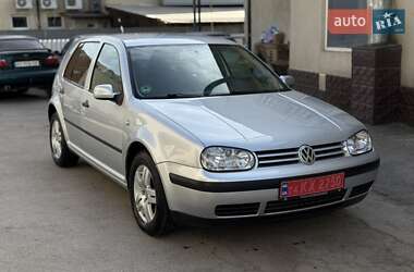 Хэтчбек Volkswagen Golf 2002 в Каменец-Подольском