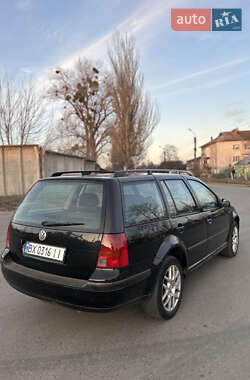 Універсал Volkswagen Golf 2001 в Києві