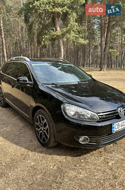 Универсал Volkswagen Golf 2011 в Чернигове