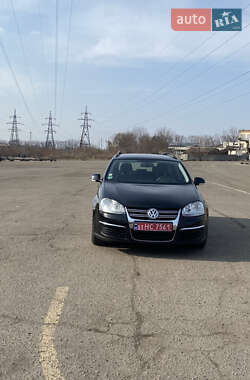 Универсал Volkswagen Golf 2009 в 