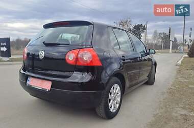 Хэтчбек Volkswagen Golf 2004 в Славуте