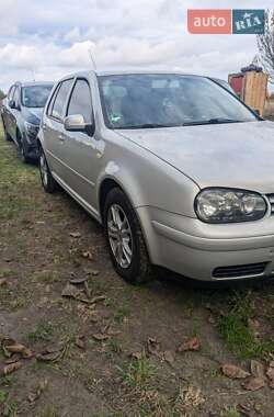 Хетчбек Volkswagen Golf 1999 в Іванкові