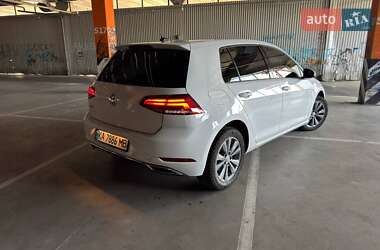 Хетчбек Volkswagen Golf 2020 в Києві