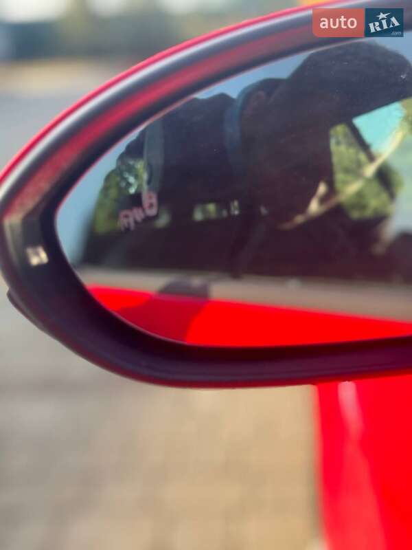 Хетчбек Volkswagen Golf 2019 в Києві