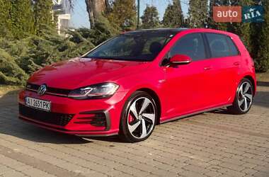 Хэтчбек Volkswagen Golf 2019 в Глевахе