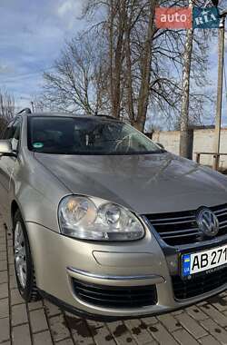 Універсал Volkswagen Golf 2009 в Хмільнику