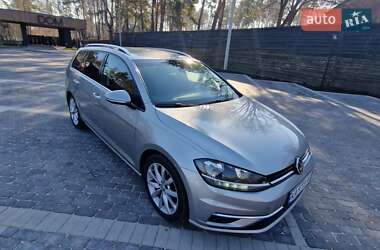 Універсал Volkswagen Golf 2017 в 