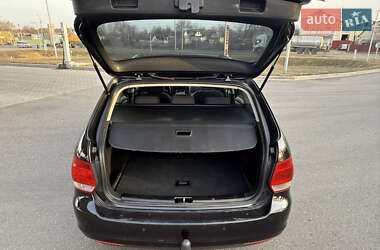 Универсал Volkswagen Golf 2009 в 
