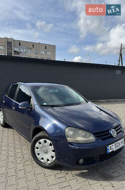 Хэтчбек Volkswagen Golf 2004 в Червонограде