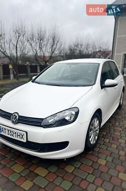 Хетчбек Volkswagen Golf 2010 в Івано-Франківську