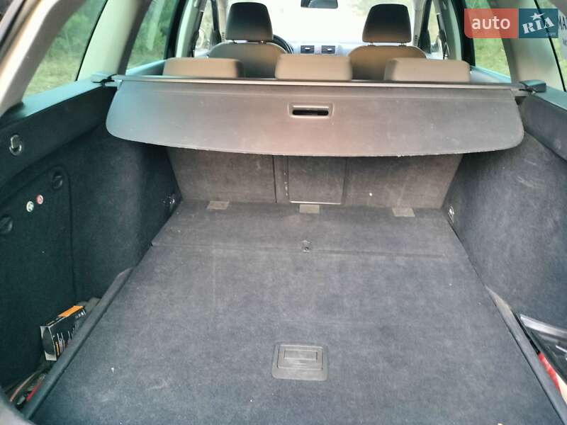 Універсал Volkswagen Golf 2007 в Вараші