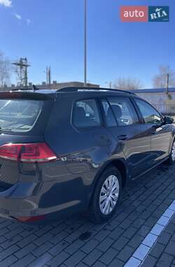 Універсал Volkswagen Golf 2016 в 